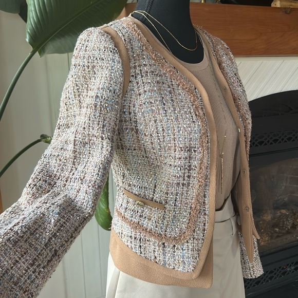 Elegant Tweed Jacket - Cream and Tan - Picture 6 of 15